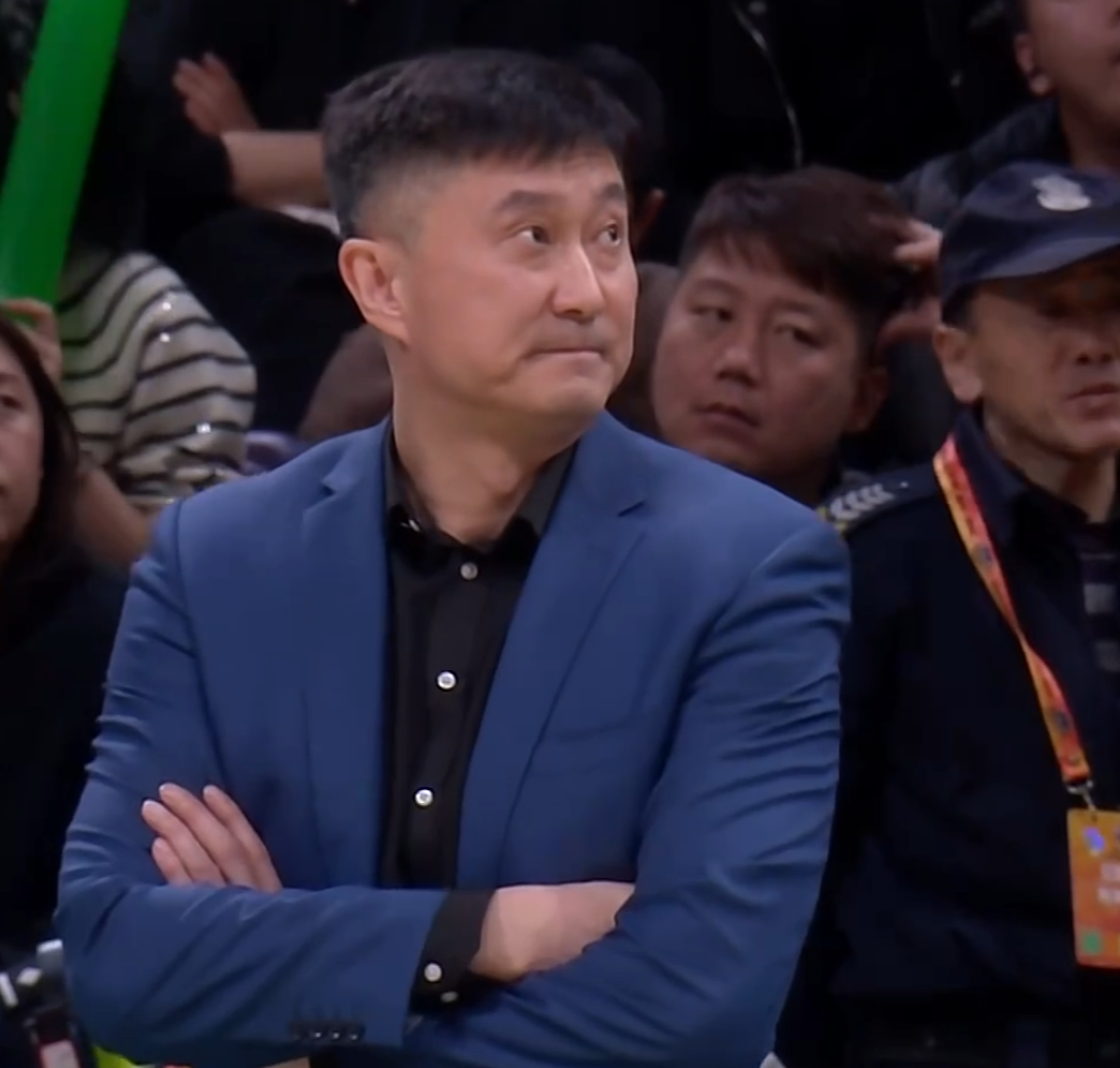 世界杯直播软件-广东宏远今日早报！杜锋深夜发声，徐杰重回男篮，徐昕证明自己